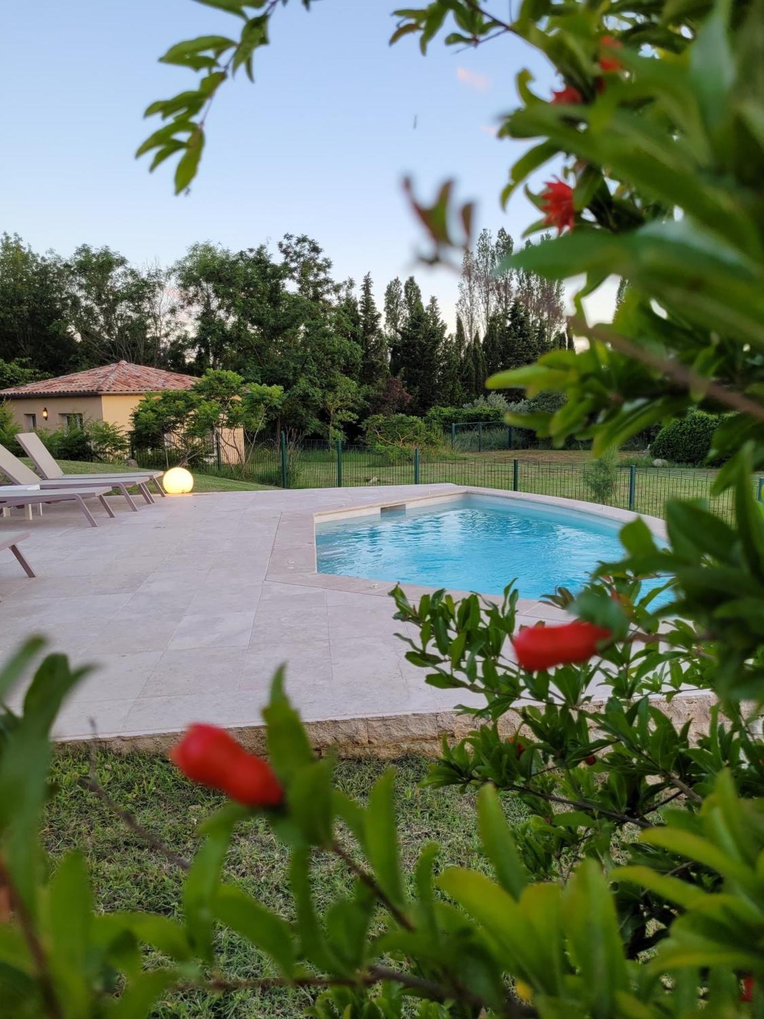Hotel La Bastide D'Iris Vagnas Bagian luar foto