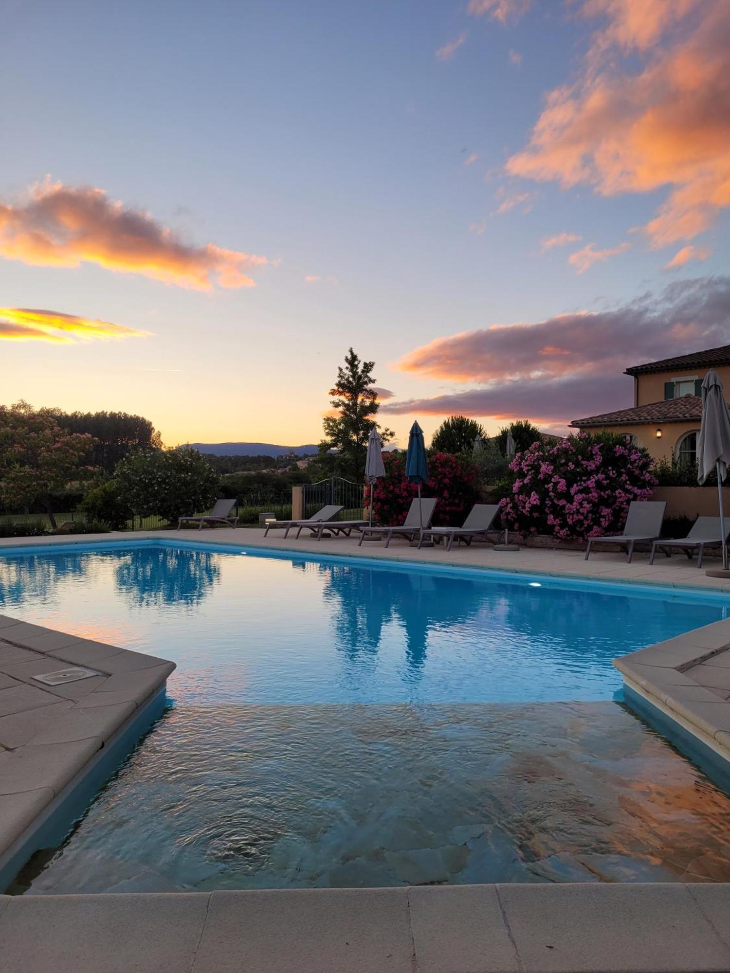 Hotel La Bastide D'Iris Vagnas Bagian luar foto
