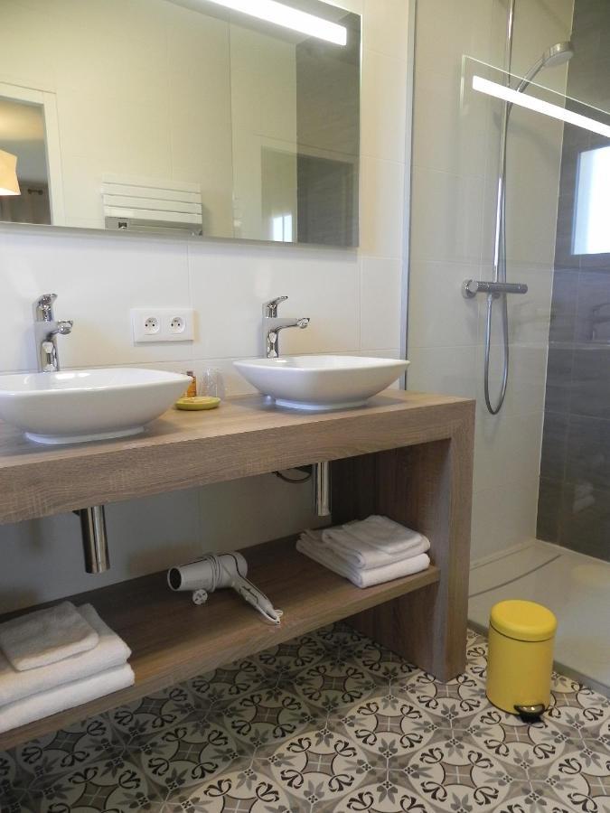 Hotel La Bastide D'Iris Vagnas Bagian luar foto